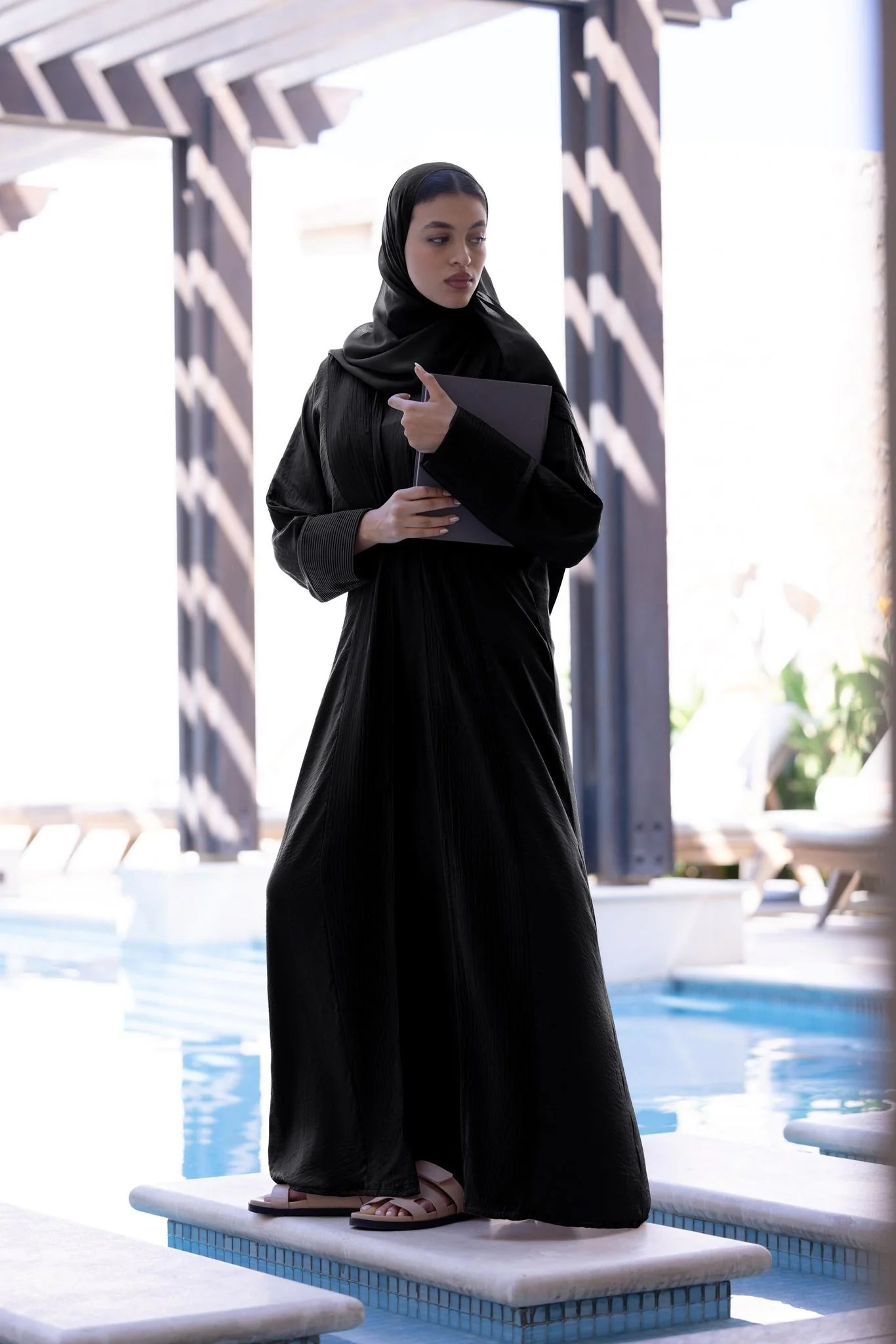 Alya Abaya Black - Image 2