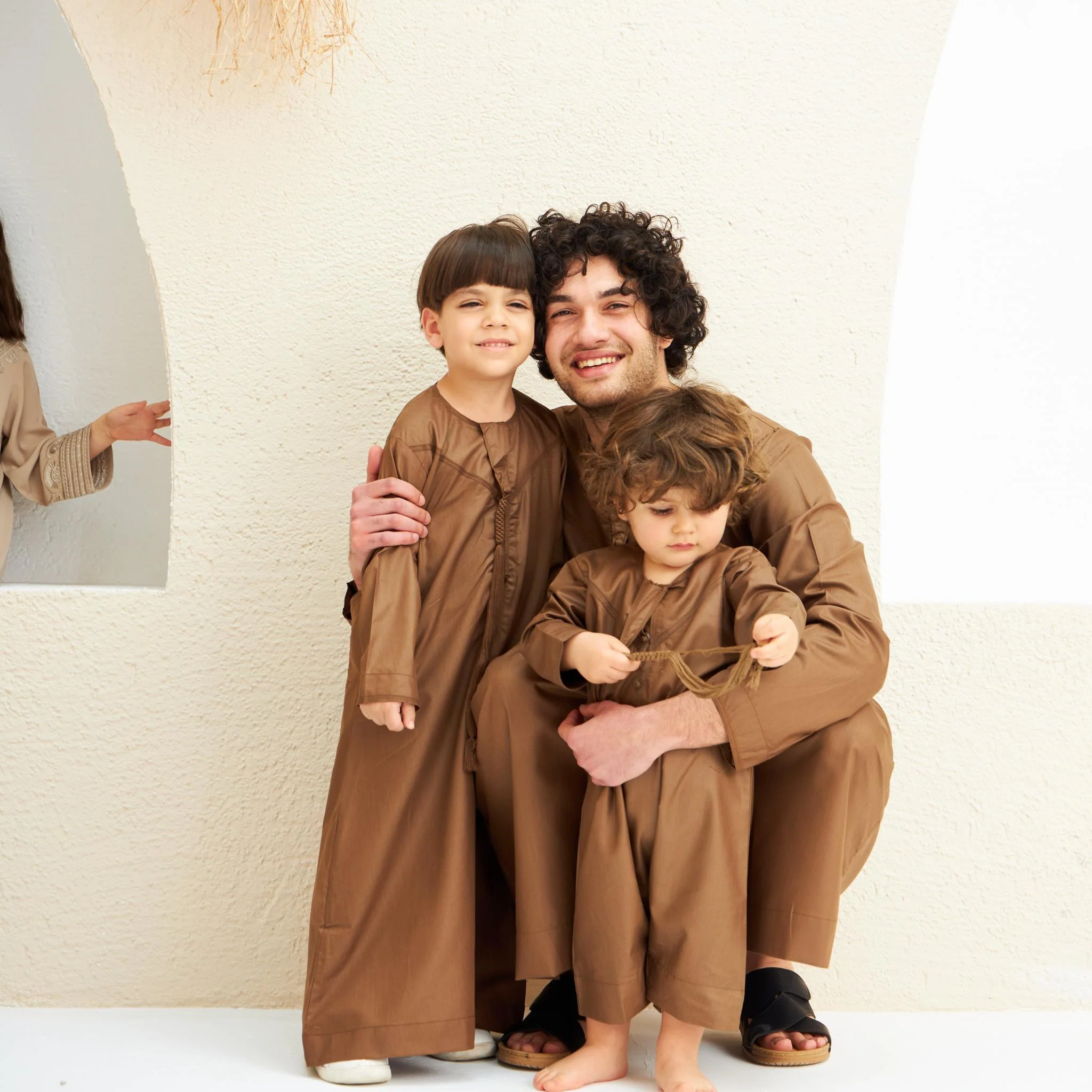 Brown Emirati Kandora-Mens - Image 5
