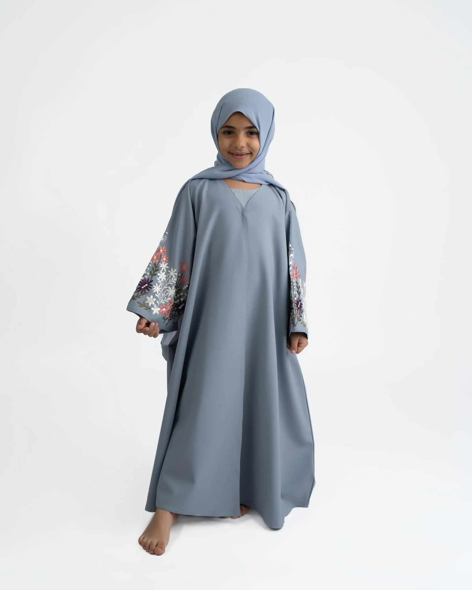Zahra Abaya Grey- Kids - Image 3