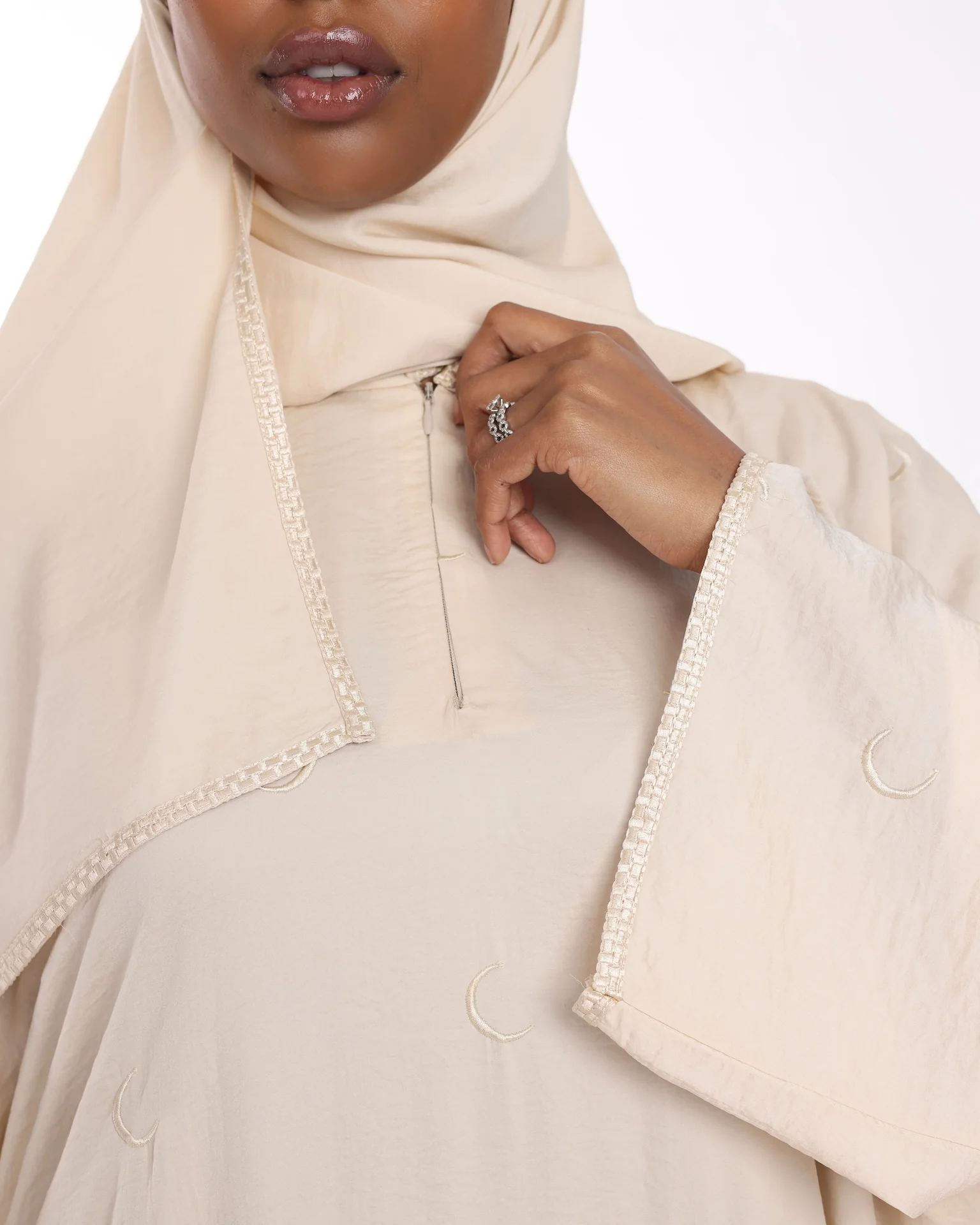 Cream Ahlam Prayer Abaya-Kids - Image 4