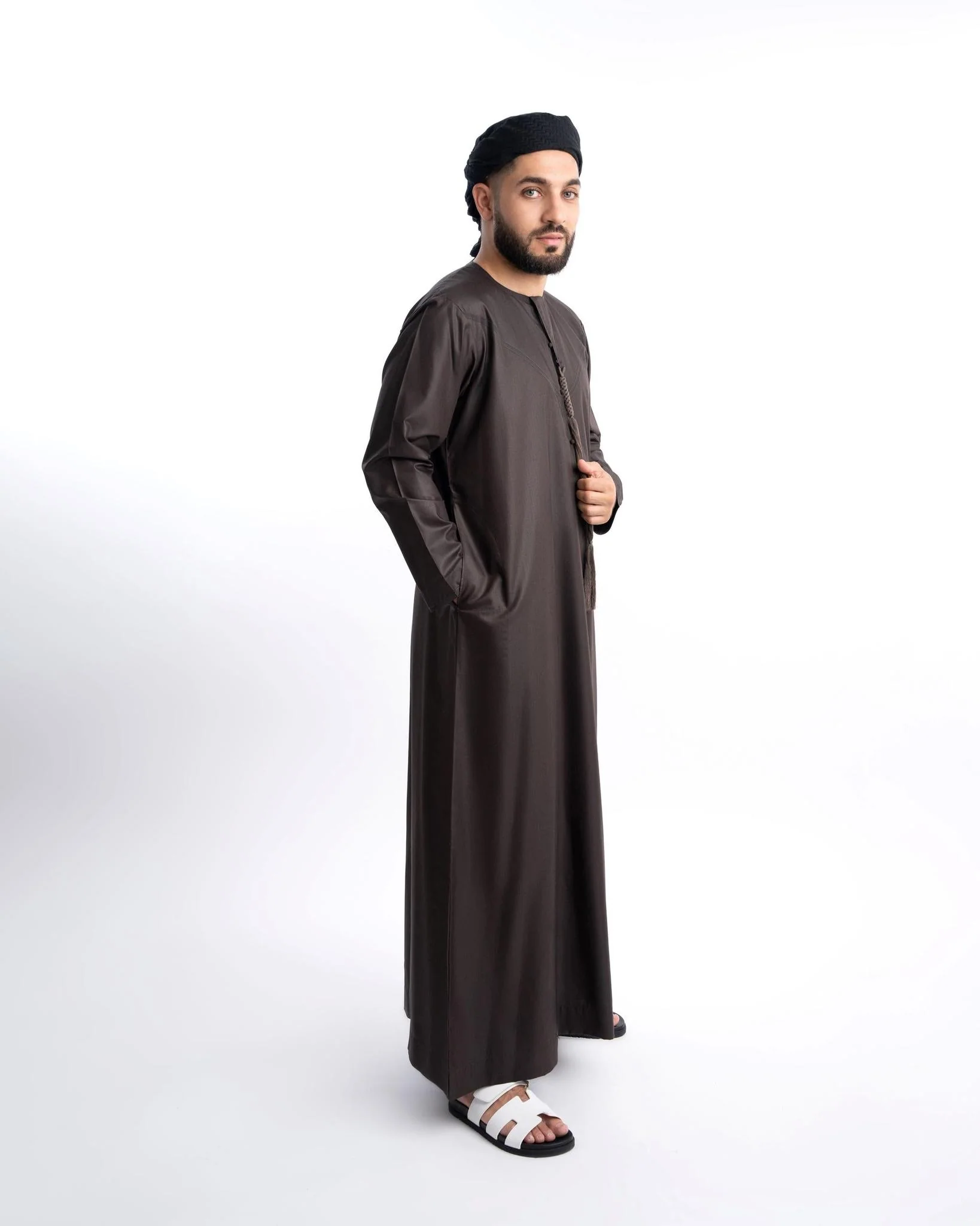 Dark Brown Emirati Kandora - Men - Image 3