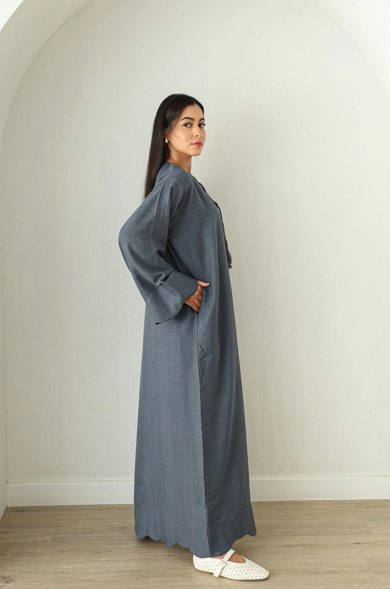 Huda Linen Kaftan Women - Image 4