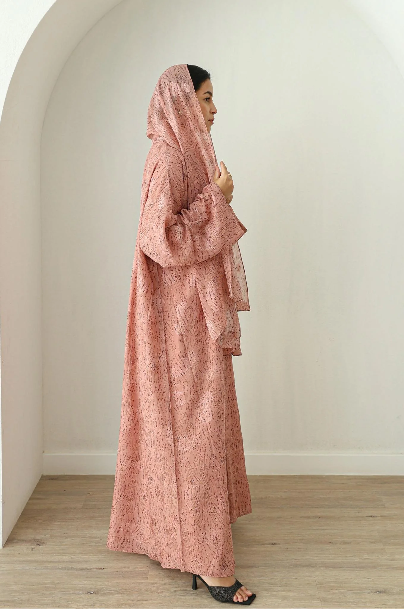 Printed Chiffon Abaya- Pink floral - Image 4